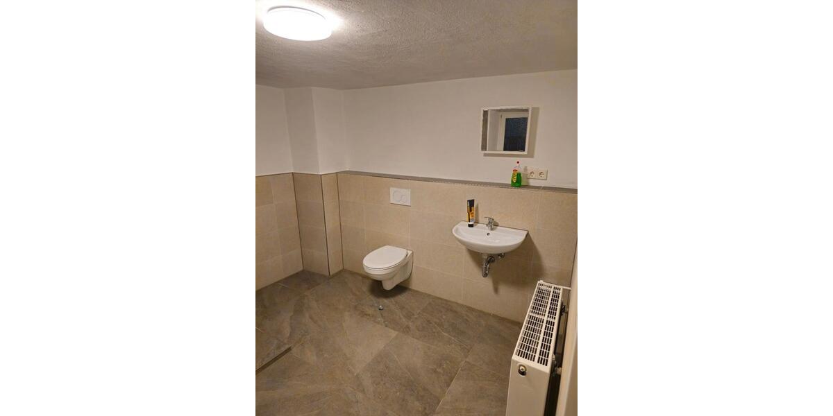 Einfamilienhaus Lebach - 7 Zimmer, 218 m&sup2;, 140.000&euro; | Angebot:26859064