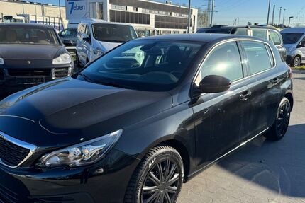Peugeot 308 18.200 km 14.900 € Hamburg 22525