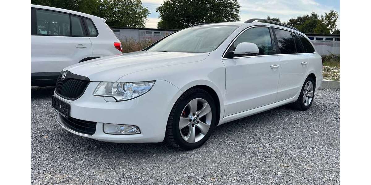 Skoda Superb 132.700 km 9.400 &euro; Paderborn 33102