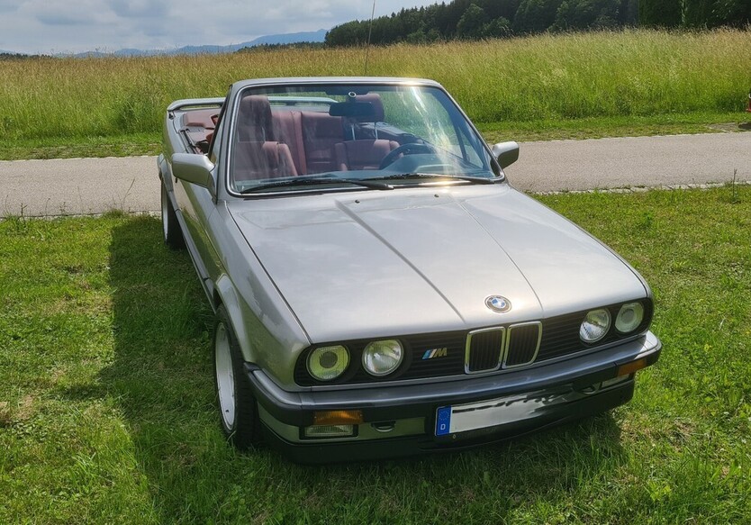 BMW E30