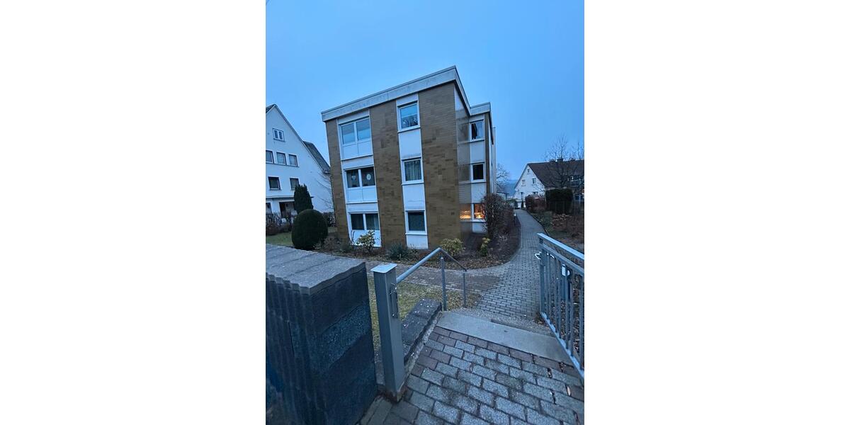 Etagenwohnung Siegen - 3 Zimmer, 100 m&sup2;, 1.230&euro; | Angebot:26413924