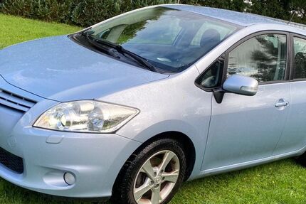 Toyota Auris 85.000 km 7.299 € Herrnburg 23923