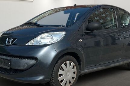 Peugeot 107 165.521 km 699 &euro; Berlin 12681