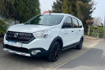 Dacia Lodgy 99.990 km 11.890 &euro; halberstadt 38820