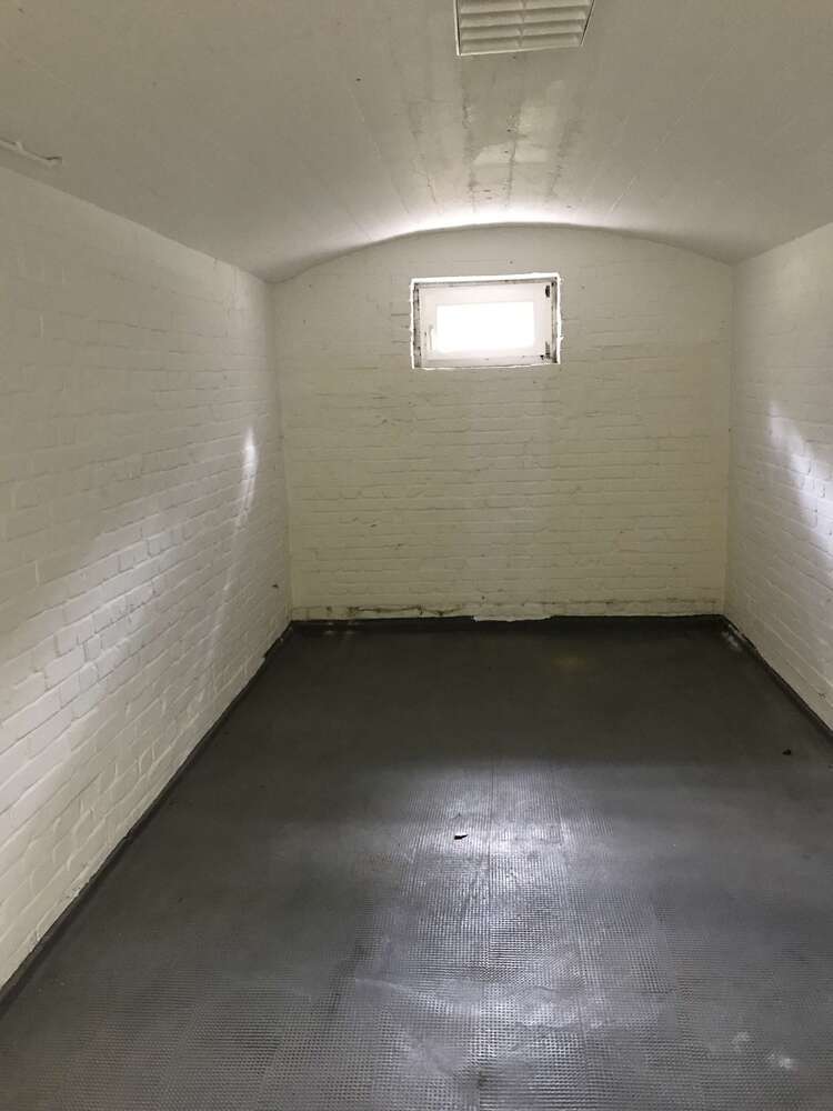 Garage zu vermieten in Potsdam 198,38 € 17.25 m²