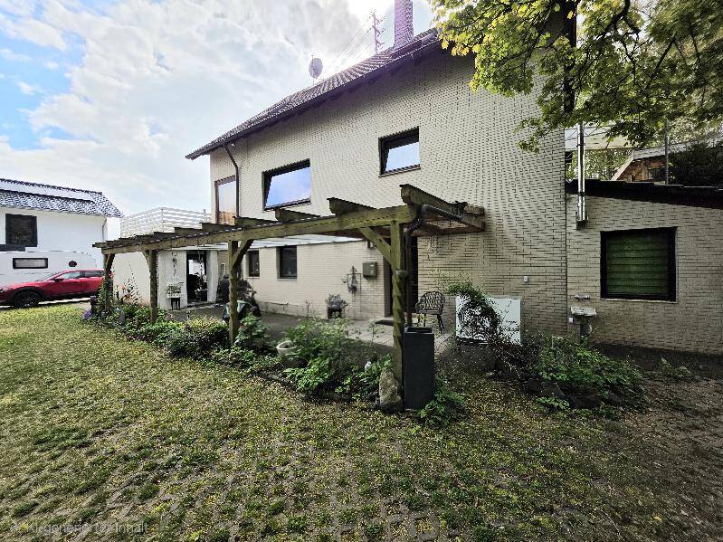 Etagenwohnung Eitorf - 3 Zimmer, 97 m&sup2;, 146.000&euro; | Angebot:26204803