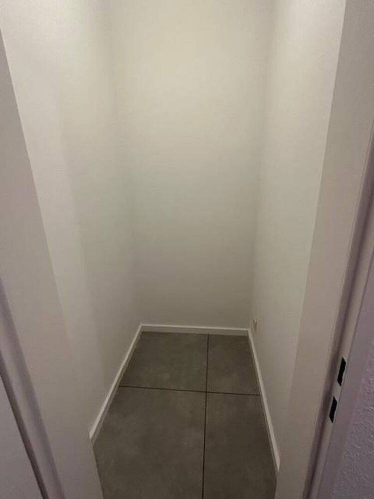 Traumhafte, renovierte 3 Zi Wohnung mit Wesersicht & neue EBK
