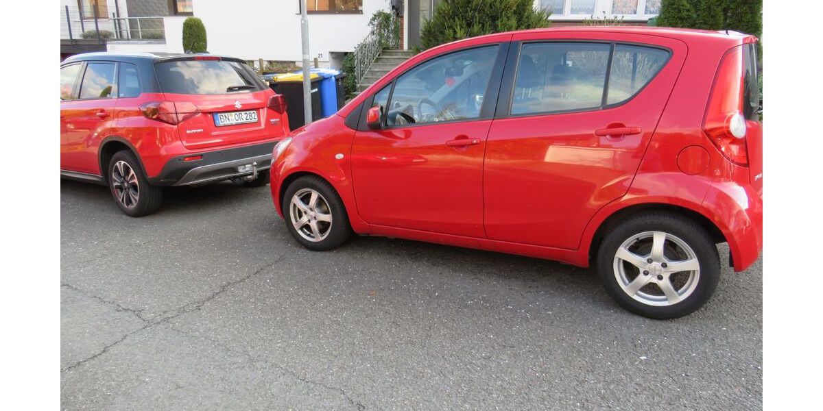 Opel Agila 124.999 km 3.900 &euro; Bonn 53229