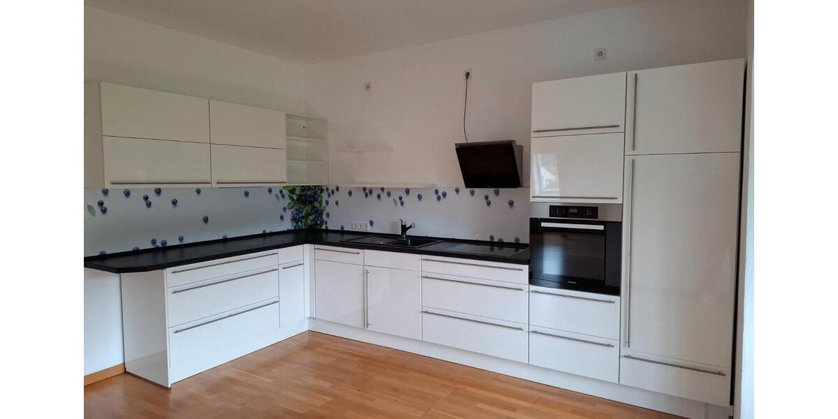 Etagenwohnung Riedenburg - 4 Zimmer, 150 m&sup2;, 1.125&euro; | Angebot:26557005