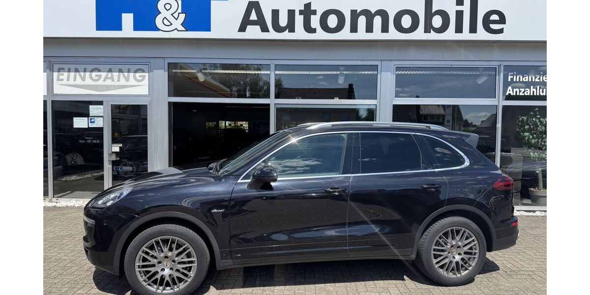 Porsche Cayenne 147.500 km 28.950 &euro; Bielefeld 33649
