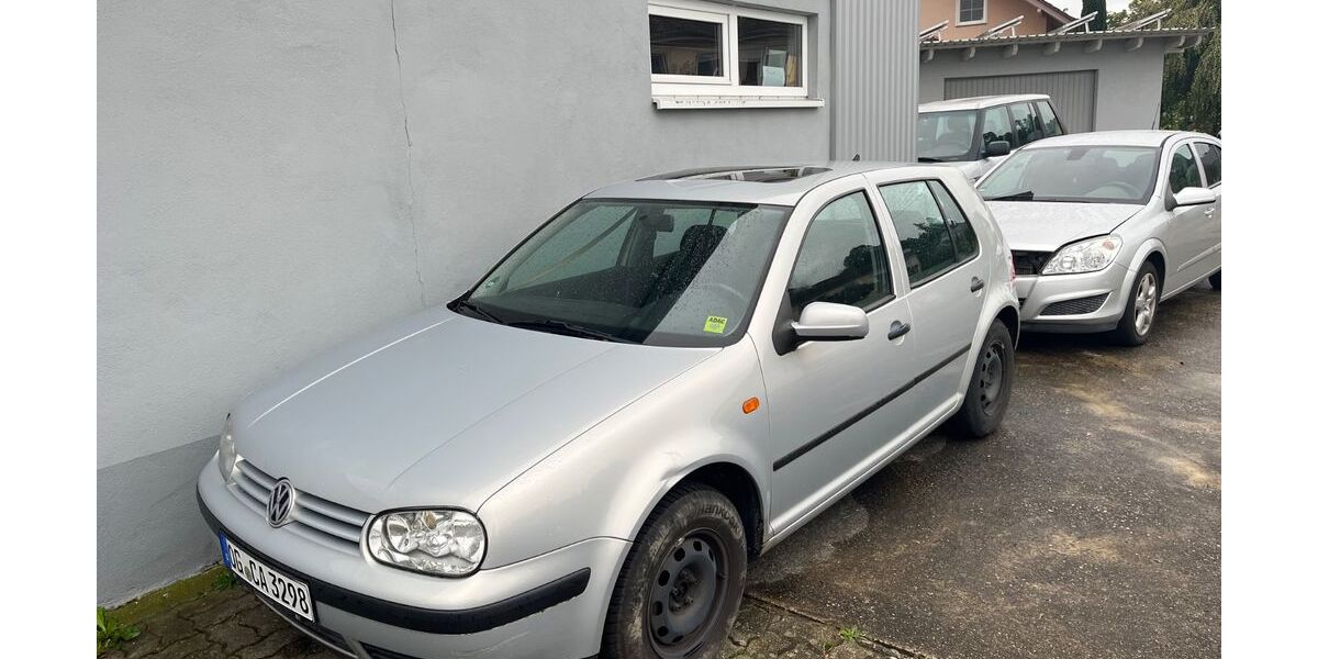 VW Golf 195.000 km 600 &euro; Schutterwald 77746
