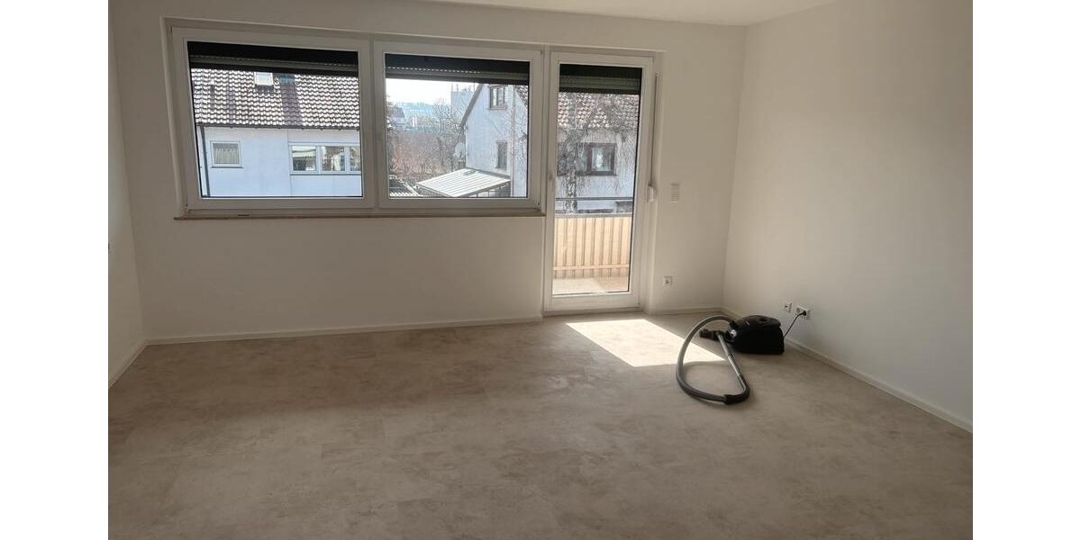 Doppelhaushälfte Filderstadt - 4.5 Zimmer, 135 m&sup2;, 2.200&euro; | Angebot:25551385