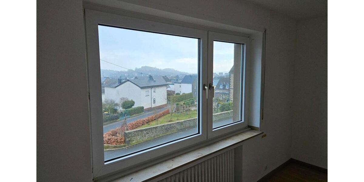 Etagenwohnung Ettringen - 4 Zimmer, 100 m&sup2;, 850&euro; | Angebot:24729270