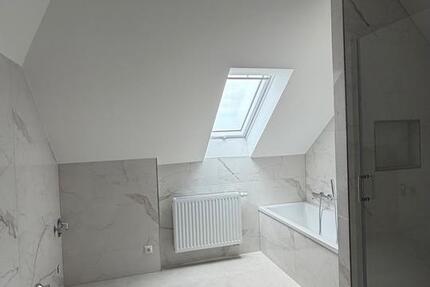 Wohnung Riesa - 3 Zimmer, 70 m&sup2;, 480&euro; | Angebot:26657642