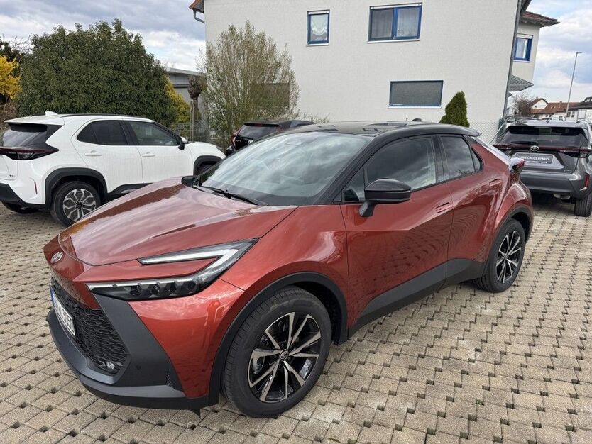Toyota C-HR 3.000 km 34.888 € Katzweiler 67734