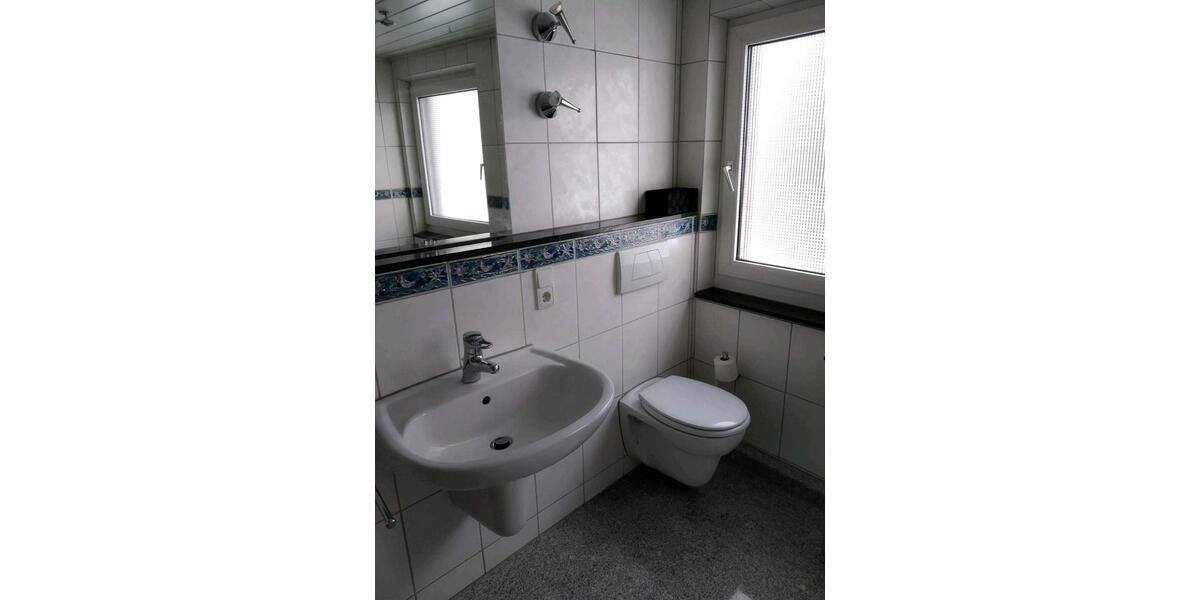 Doppelhaushälfte Selb - 7 Zimmer, 160 m&sup2;, 1.050&euro; | Angebot:26417758