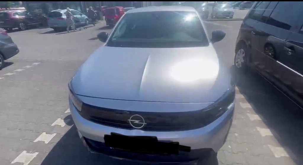 Opel Corsa 70.000 km 3.000 &euro; Berlin 10115