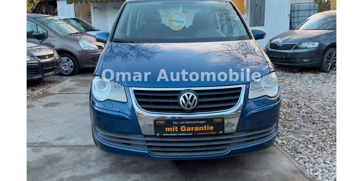 VW Touran 213.000 km 3.999 &euro; Berlin 12353