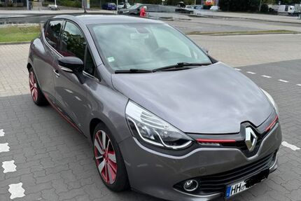 Renault Clio 149.000 km 5.900 € Hamburg 21035