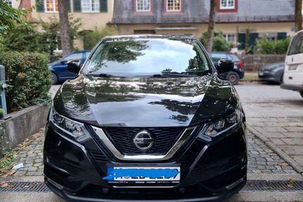 Nissan Qashqai 38.916 km 18.950 € München 80689