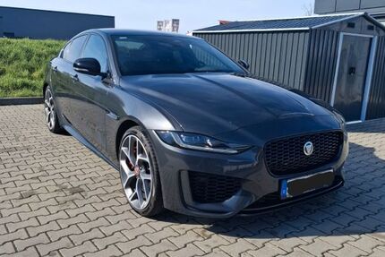 Jaguar XE 30.500 km 48.500 &euro; Speikern 91233