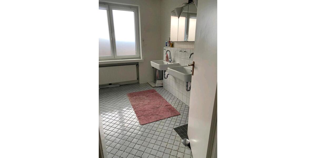 Bungalow Kleve - 7 Zimmer, 136 m&sup2;, 543.000&euro; | Angebot:26442053
