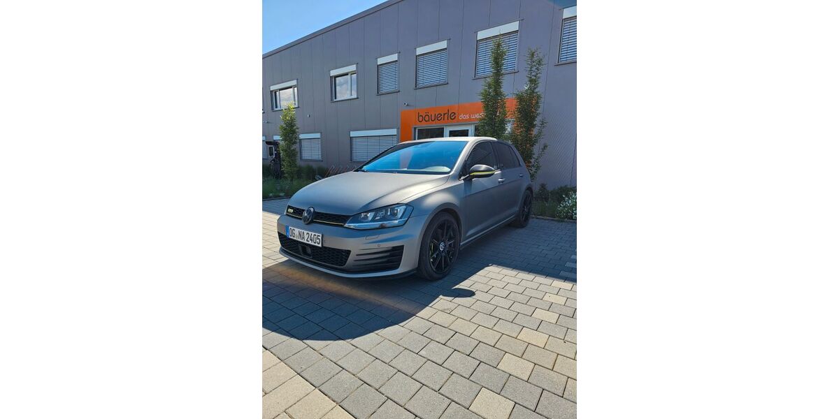VW Golf 221.000 km 10.800 &euro; Offenburg 77656