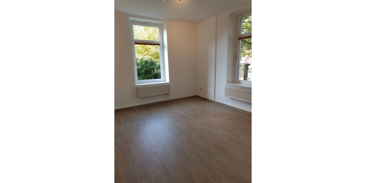 Etagenwohnung Neumünster Innenstadt - 3 Zimmer, 74 m&sup2;, 600&euro; | Angebot:25796592