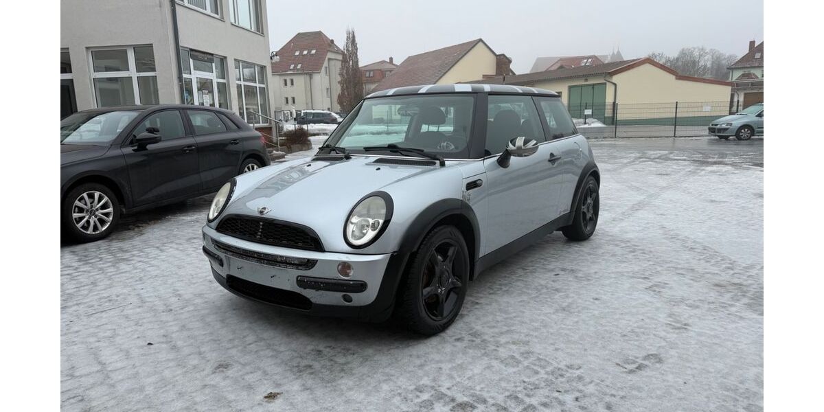 Mini ONE 174.700 km 1.300 &euro; Luckau 15926