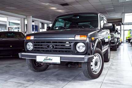 Lada Niva 24.000 km 16.990 &euro; Wernigerode 38855