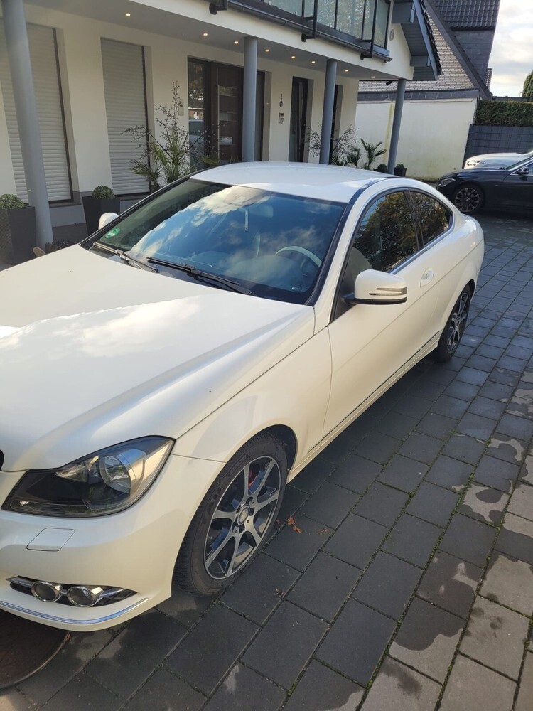 C 200