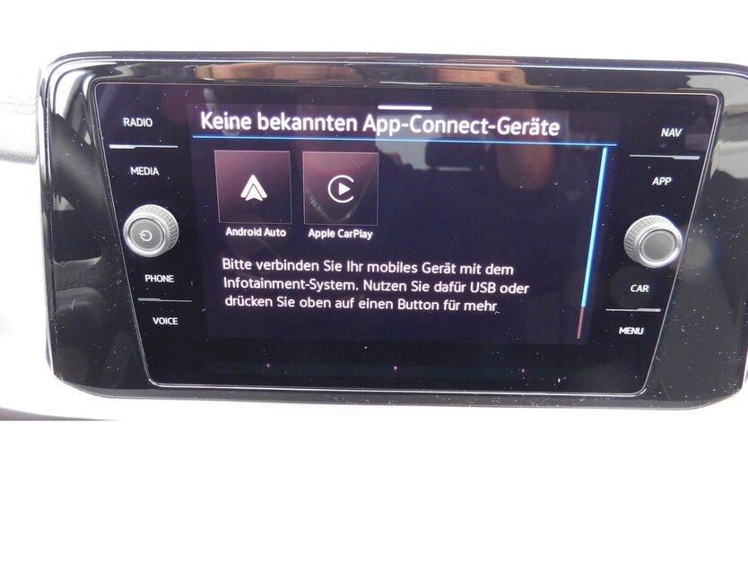 VW T-Roc 1.0 Life TSI BMT Navi Klima Alu 3.100 km 23.990 € Vordorf 38533