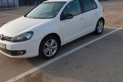 VW Golf 192.000 km 4.400 &euro; Regensburg 93053
