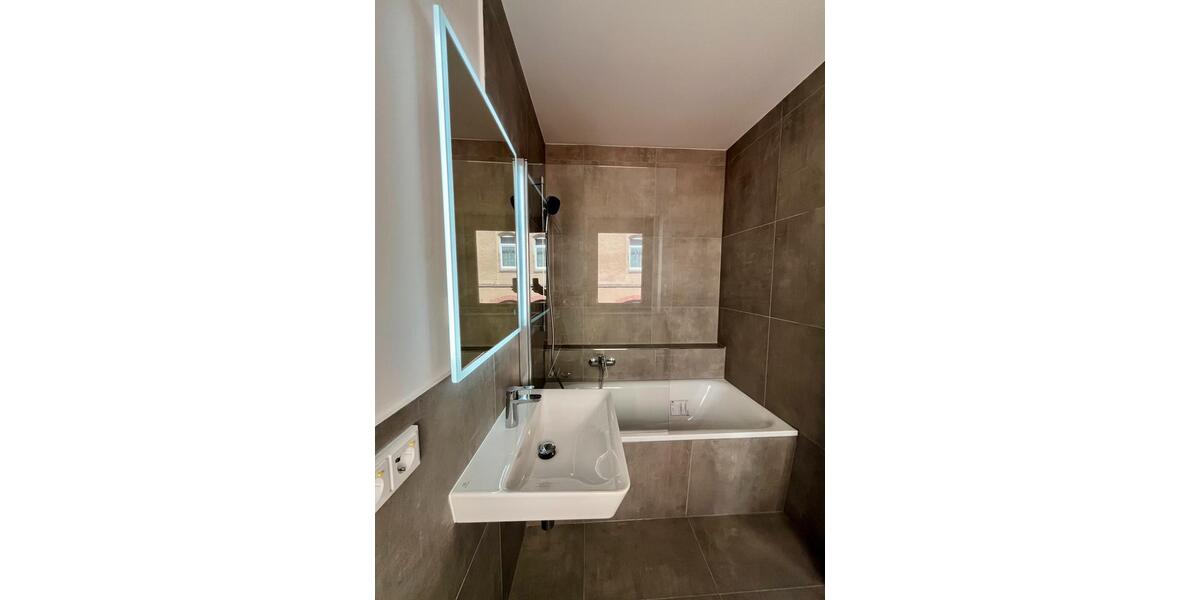 Etagenwohnung Meißen - 3 Zimmer, 82 m&sup2;, 890&euro; | Angebot:26267935