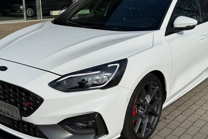 Ford Focus 75.500 km 23.990 &euro; Hohenwestedt 24594