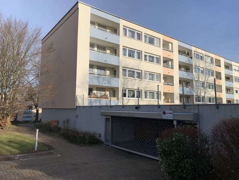 Wohnung zum Kaufen in Pforzheim 240.000 € 97.68 m²