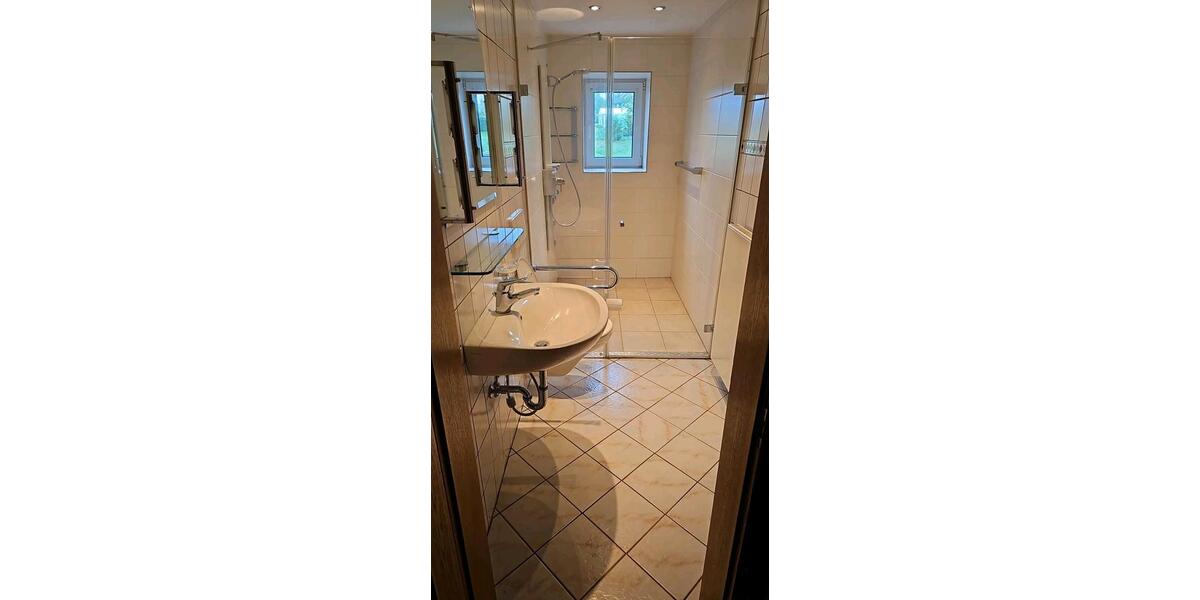 Einfamilienhaus Schüller - 7 Zimmer, 150 m&sup2;, 245.000&euro; | Angebot:26537891