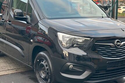 Opel Combo 109.000 km 7.400 € Berlin 12359