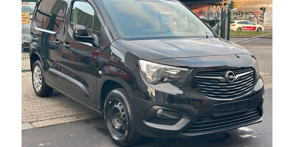 Opel Combo 109.000 km 7.400 € Berlin 12359