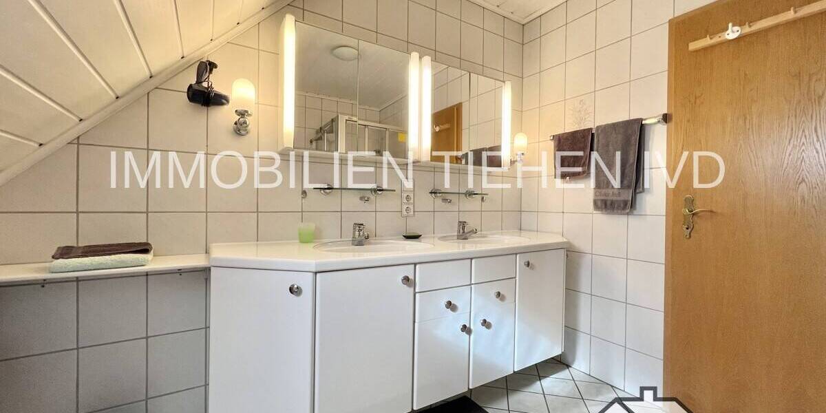 Einfamilienhaus Lähden / Holte Lähden - 6 Zimmer, 141 m&sup2;, 279.000&euro; | Angebot:26029554