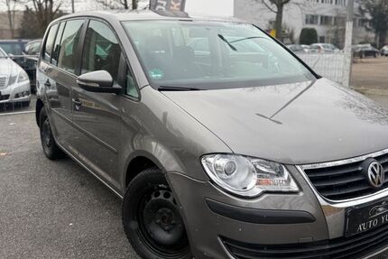 VW Touran 268.000 km 3.490 &euro; Heppenheim 64646