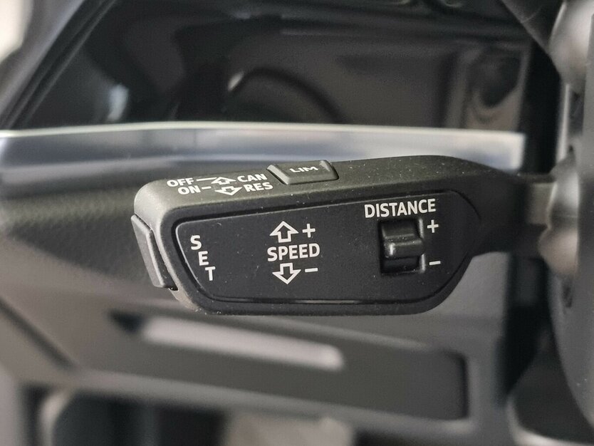 Audi Q3 35 TDI Advanced Prestige LED ACC APP schw.AHK 79.950 km 27.750 € Garrel 49681