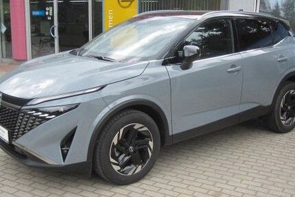 Nissan Qashqai 10.100 km 29.900 &euro; Cottbus 03044