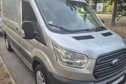 Ford Transit 170.447 km 11.800 € Berlin 10551