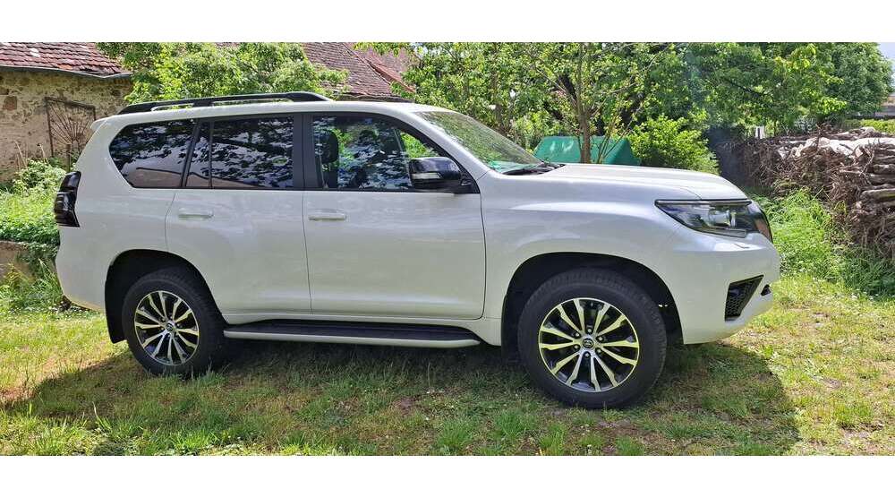 Land Cruiser