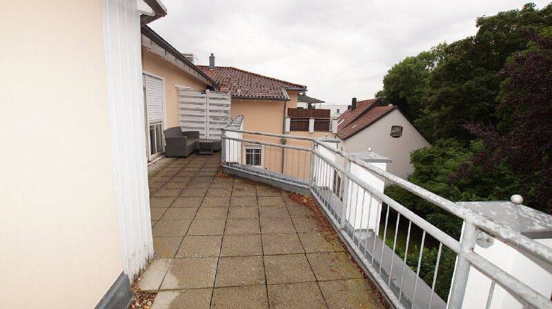 Etagenwohnung Straubing - 2 Zimmer, 73 m&sup2;, 700&euro; | Angebot:26881933