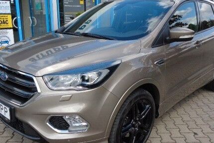 Ford Kuga 72.200 km 18.550 &euro; Triptis 07819