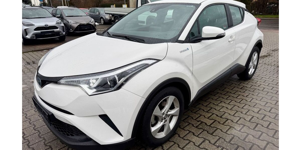 Toyota C-HR 47.000 km 19.900 &euro; Zwenkau OT Löbschütz 04442