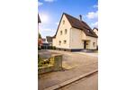 Einfamilienhaus Villingen-Schwenningen Schwenningen - 7 Zimmer, 160 m&sup2;, 1.800&euro; | Angebot:26061726