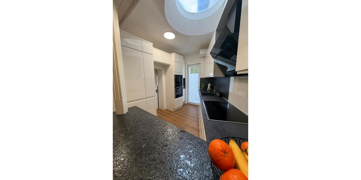 Großzügige Erdgeschosswohnung mit Garten + Stellplätzen OT Enzen 5 zimmer